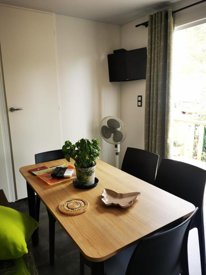 Mobil Home Neuf Camping L Ile Dor Plage St Raphael Avec Piscine Saint-Raphaël Eksteriør bilde